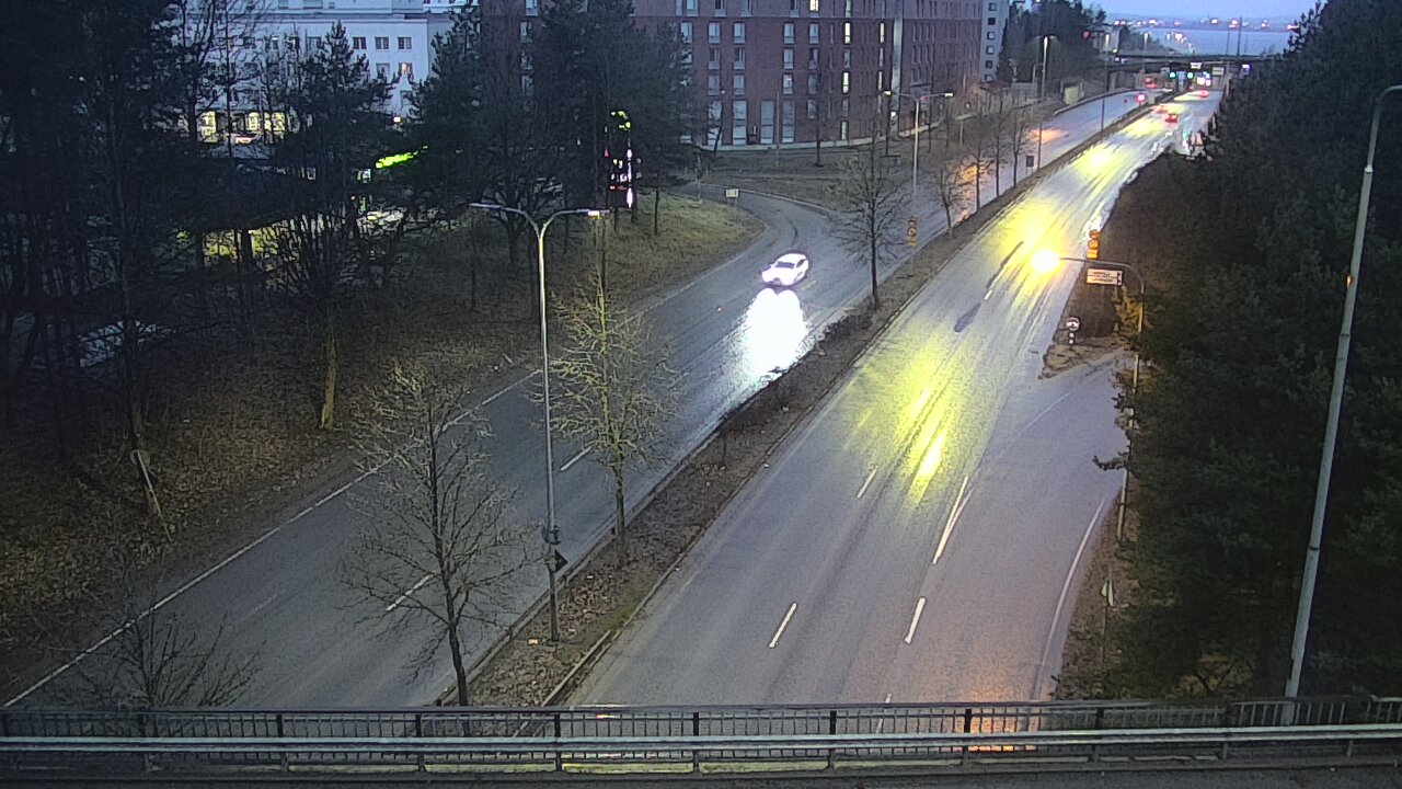 Weather Camera Image Väg 12 Tammerfors, Kalevan puistotie, Tampere, Pirkanmaa