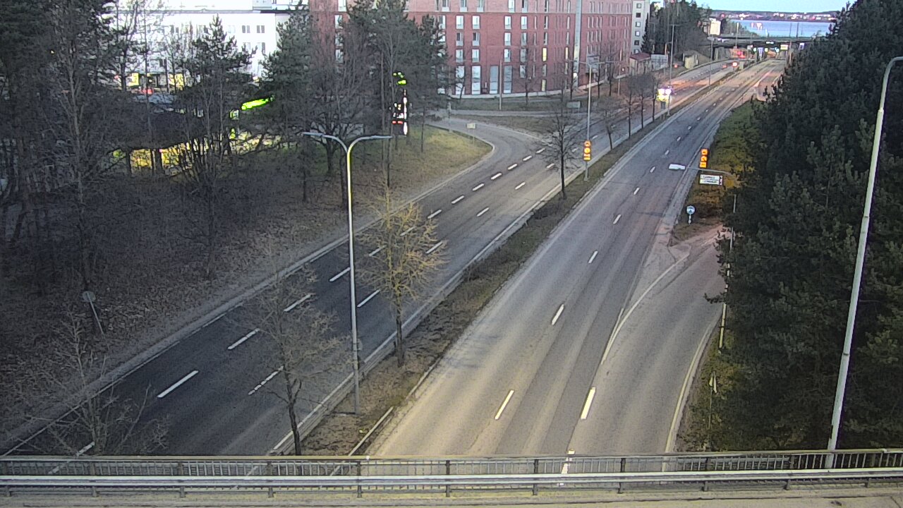 Weather Camera Image Väg 12 Tammerfors, Kalevan puistotie, Tampere, Pirkanmaa