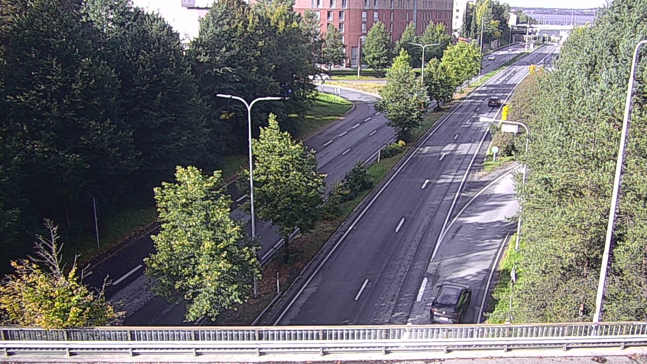 Weather Camera Image Road 12 Tampere, Kalevan puistotie, Tampere, Pirkanmaa