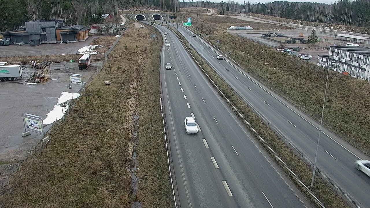Weather Camera Image Väg 12 Lahtis, Liipola, Ajokadun silta, Lahti, Päijät-Häme
