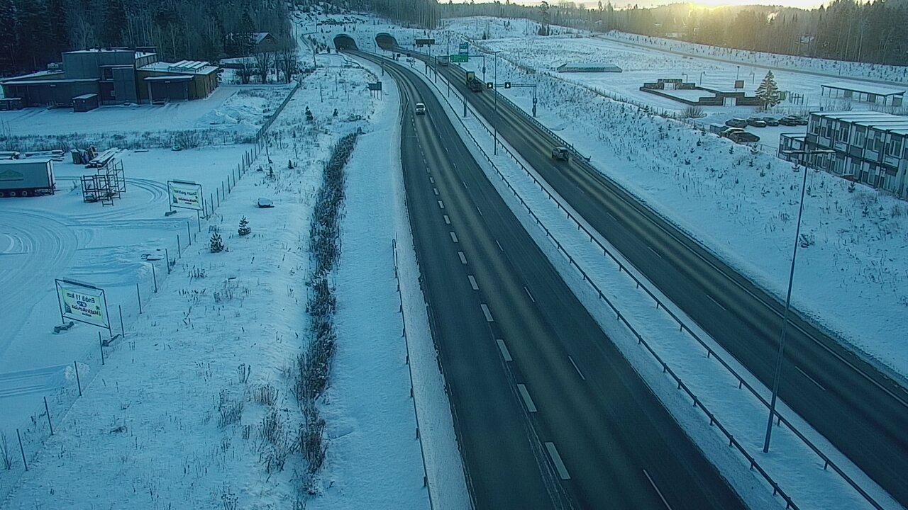 Weather Camera Image Road 12 Lahti, Liipola, Ajokadun silta, Lahti, Päijät-Häme