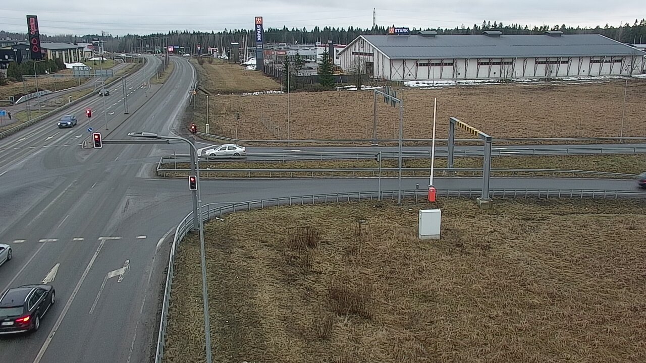 Weather Camera Image Road 12 Lahti, Liipola, Ramppi, West, Lahti, Päijät-Häme