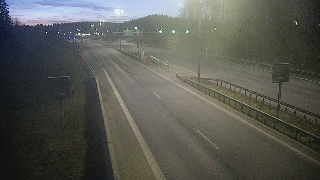 Weather Camera Image Road 12 Lahti, Patomäki, Boom, East, Lahti, Päijät-Häme