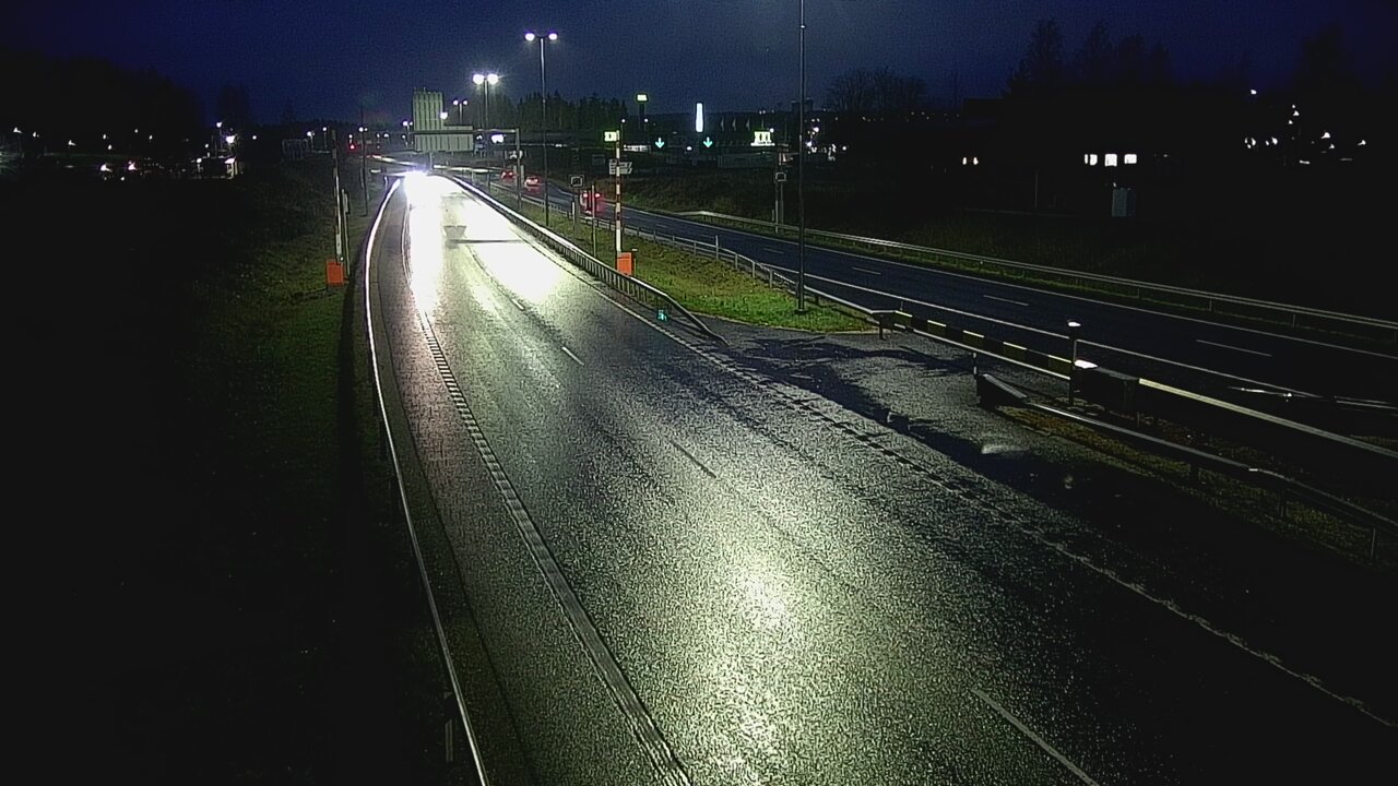 Weather Camera Image Väg 12 Lahti, Liipola, Puomi, Länsi, Lahti, Päijät-Häme