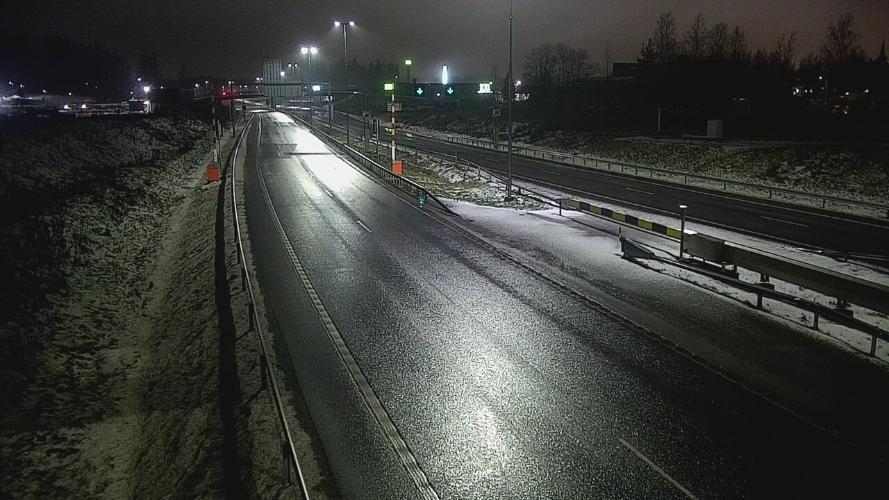 Weather Camera Image Väg 12 Lahti, Liipola, Puomi, Länsi, Lahti, Päijät-Häme