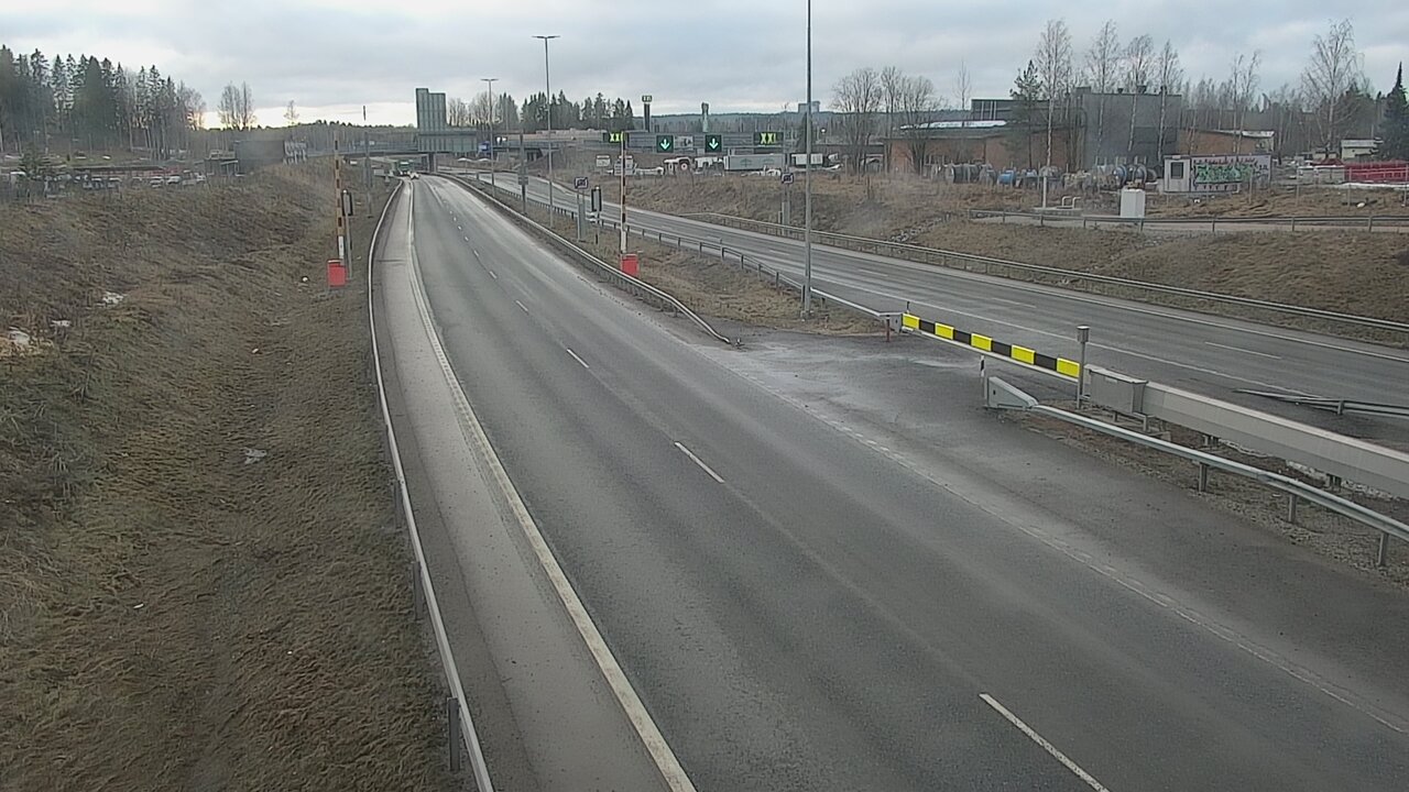 Weather Camera Image Väg 12 Lahti, Liipola, Puomi, Länsi, Lahti, Päijät-Häme