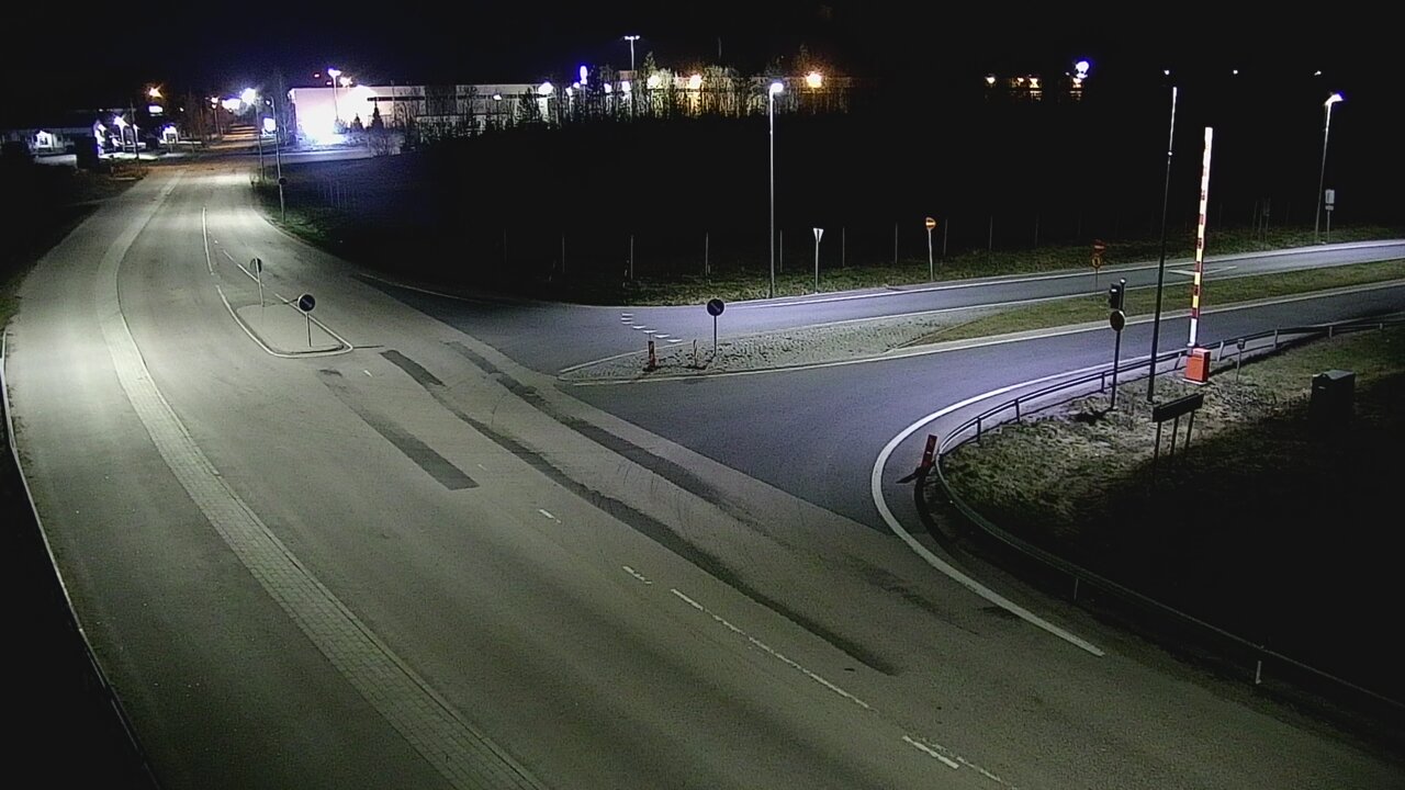 Weather Camera Image Road 12 Lahti, Liipola, Puomi, Ramppi, Itä, Lahti, Päijät-Häme