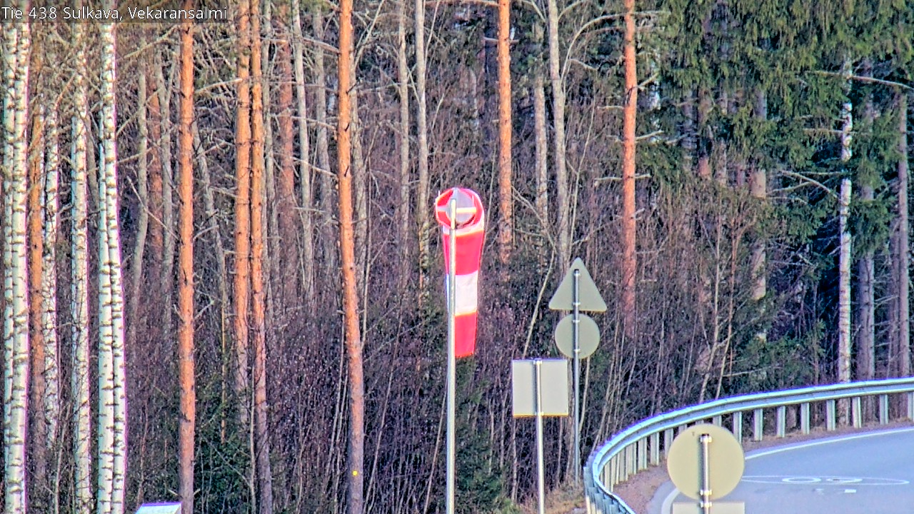 Kelikamerat Kuva Tie 438, Sulkava, Vekaransalmi, Sulkava, Etelä-Savo