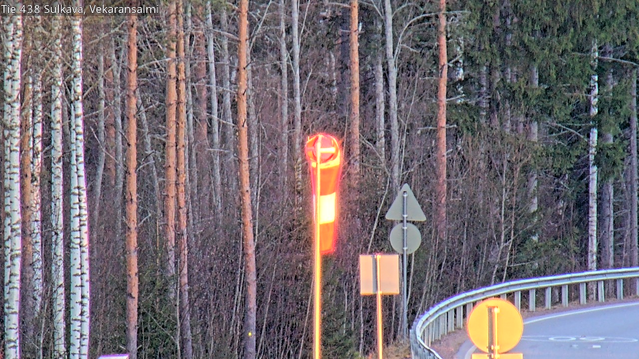 Kelikamerat Kuva Tie 438, Sulkava, Vekaransalmi, Sulkava, Etelä-Savo