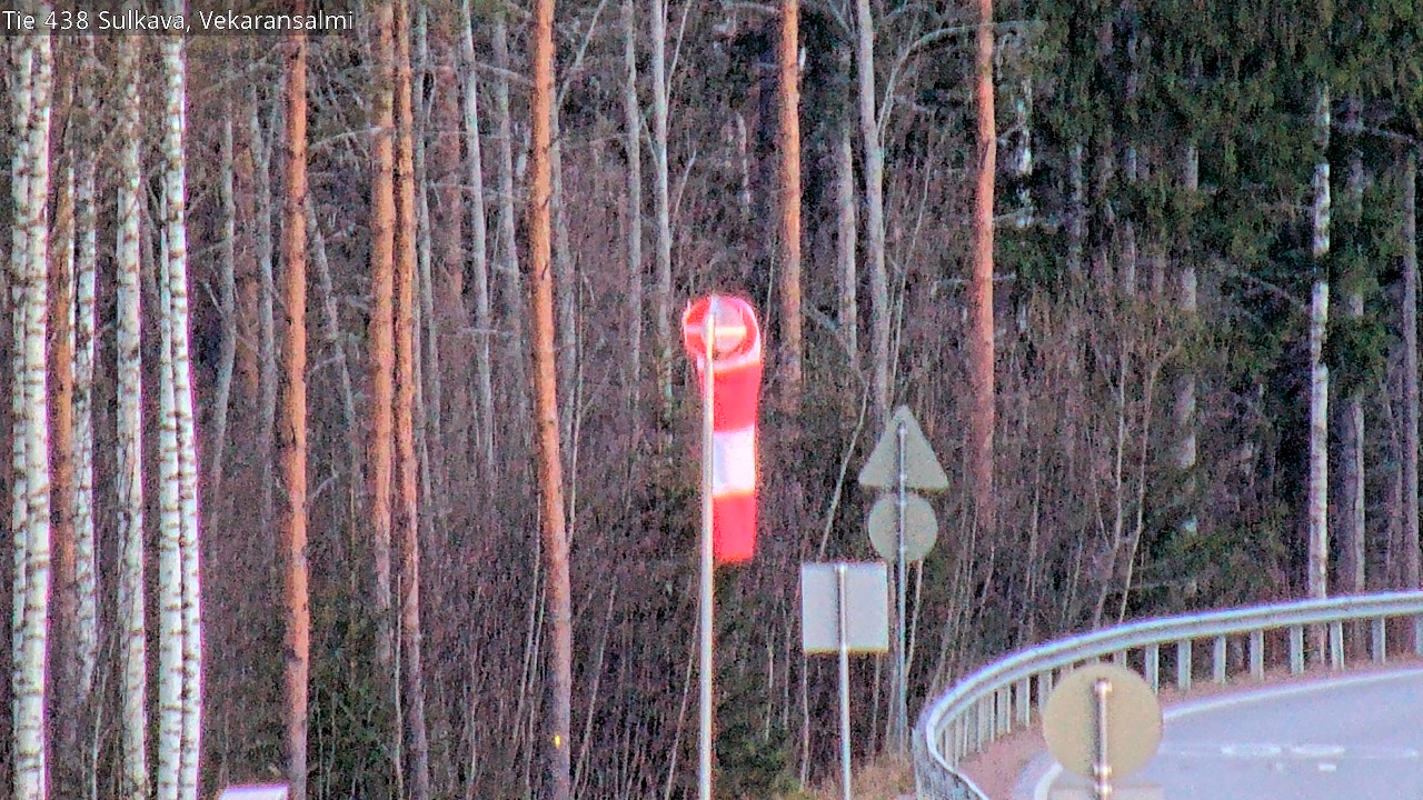 Kelikamerat Kuva Tie 438, Sulkava, Vekaransalmi, Sulkava, Etelä-Savo
