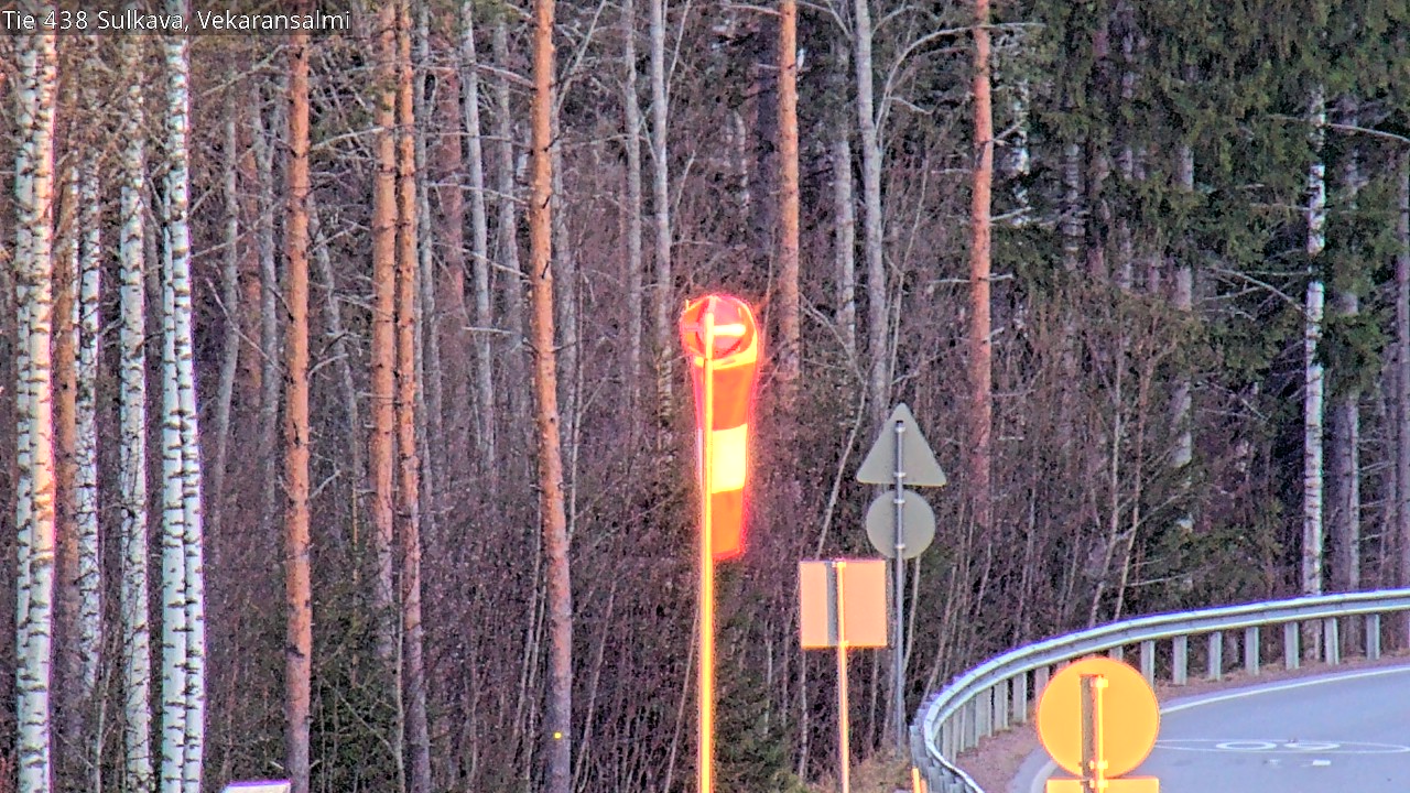Kelikamerat Kuva Tie 438, Sulkava, Vekaransalmi, Sulkava, Etelä-Savo