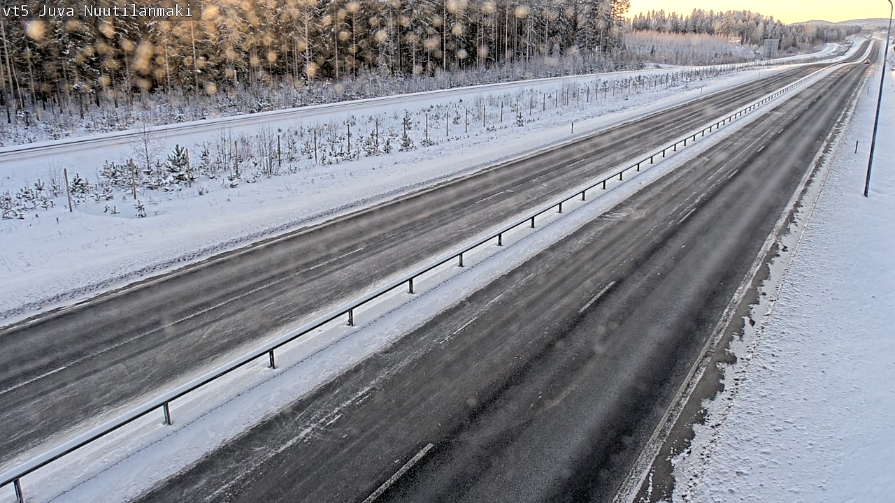 Weather Camera Image Väg 5 Juva, Nuutilanmäki, Juva, Etelä-Savo