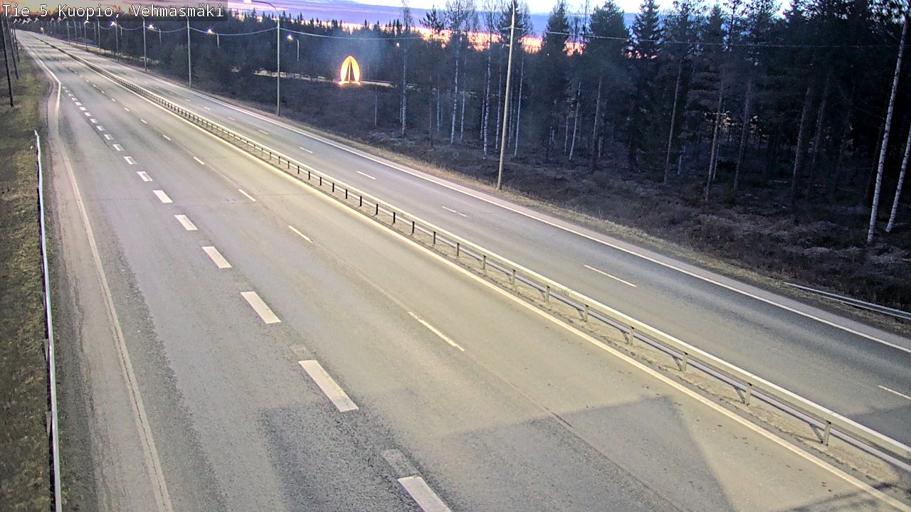 Weather Camera Image Väg 5 Kuopio, Vehmasmäki, Kuopio, Pohjois-Savo
