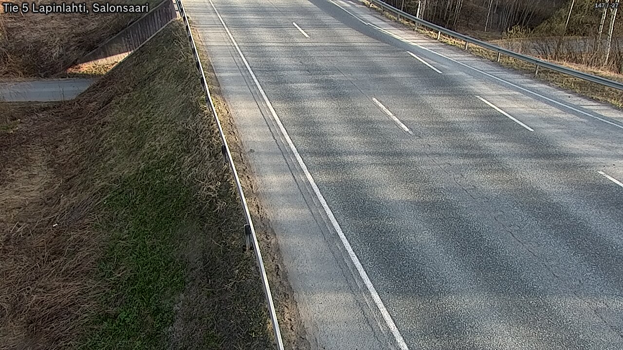 Weather Camera Image Road 5 Lapinlahti, Salonsaari, Lapinlahti, Pohjois-Savo