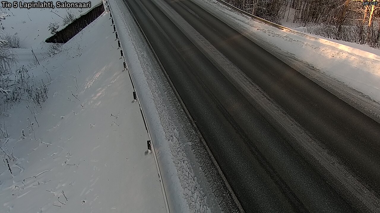 Weather Camera Image Road 5 Lapinlahti, Salonsaari, Lapinlahti, Pohjois-Savo