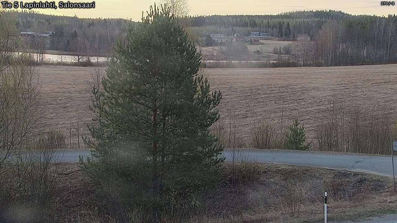 Weather Camera Image Road 5 Lapinlahti, Salonsaari, Lapinlahti, Pohjois-Savo