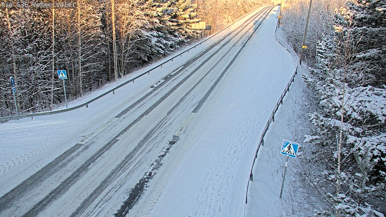 Weather Camera Image Väg 536 Kuopio, Vehmersalmi, Kuopio, Pohjois-Savo
