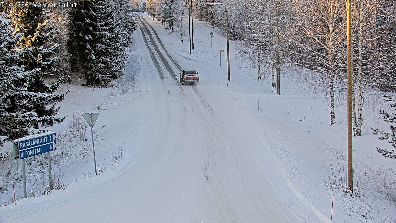 Weather Camera Image Road 536 Kuopio, Vehmersalmi, Kuopio, Pohjois-Savo