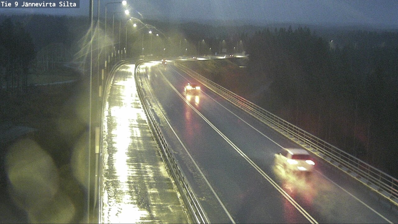 Weather Camera Image Väg 9 Kuopio, Jännevirran silta, Kuopio, Pohjois-Savo