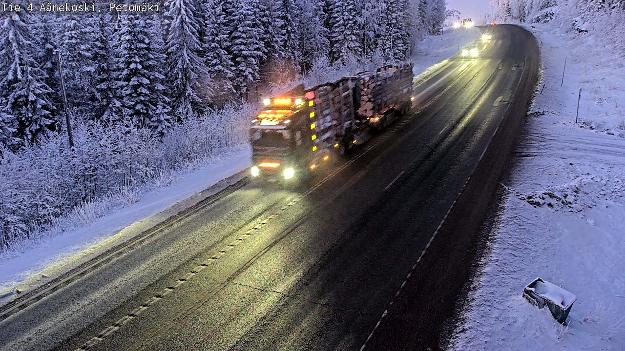 Weather Camera Image Väg 4 Äänekoski. PetomäkiPetomäki, Äänekoski, Keski-Suomi