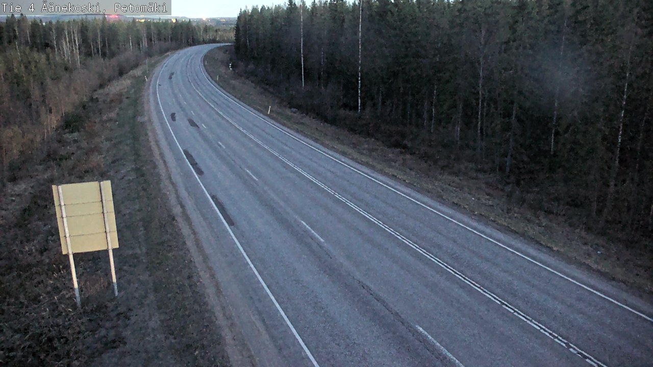 Weather Camera Image Väg 4 Äänekoski. PetomäkiPetomäki, Äänekoski, Keski-Suomi