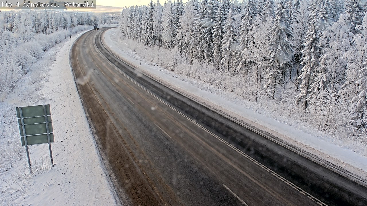 Weather Camera Image Road 4 Äänekoski. PetomäkiPetomäki, Äänekoski, Keski-Suomi