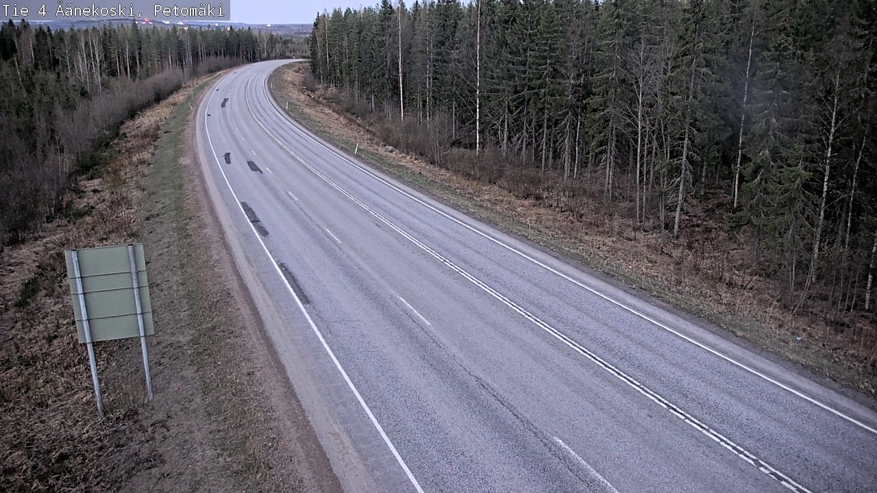Weather Camera Image Road 4 Äänekoski. PetomäkiPetomäki, Äänekoski, Keski-Suomi