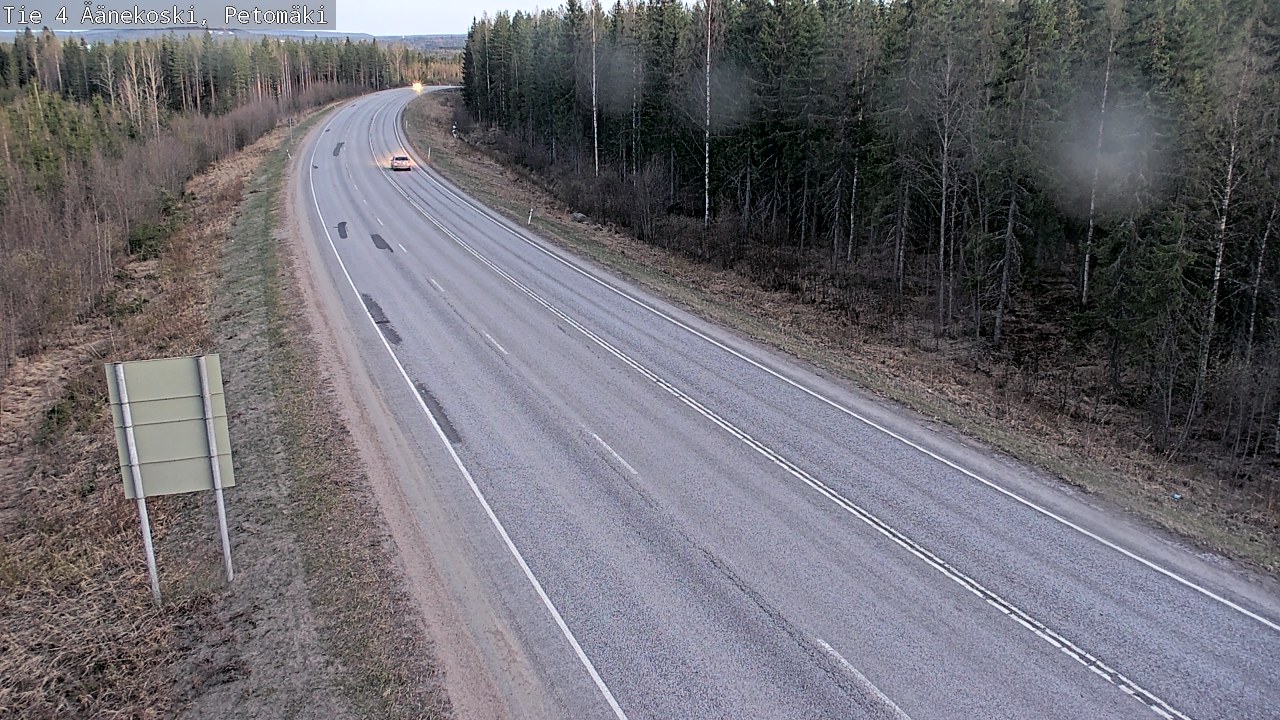 Weather Camera Image Väg 4 Äänekoski. PetomäkiPetomäki, Äänekoski, Keski-Suomi