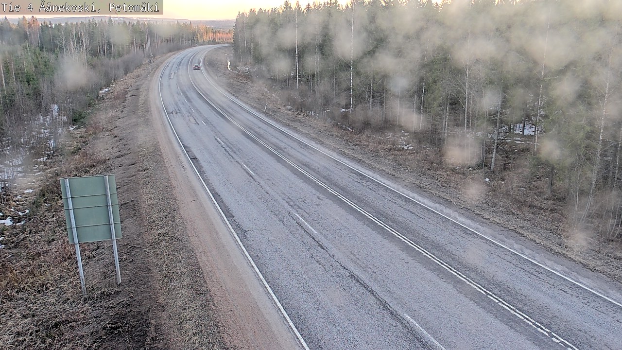 Weather Camera Image Road 4 Äänekoski. PetomäkiPetomäki, Äänekoski, Keski-Suomi