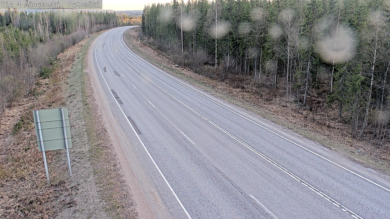 Weather Camera Image Väg 4 Äänekoski. PetomäkiPetomäki, Äänekoski, Keski-Suomi
