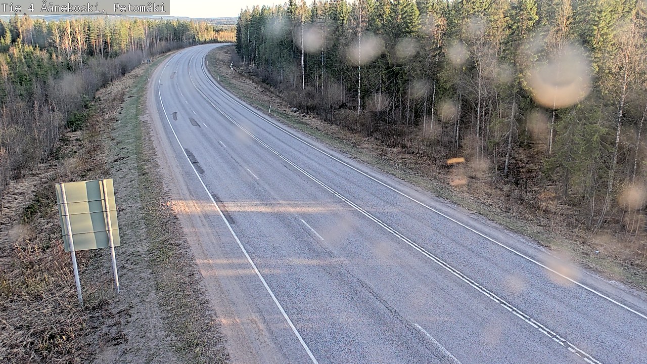 Weather Camera Image Väg 4 Äänekoski. PetomäkiPetomäki, Äänekoski, Keski-Suomi