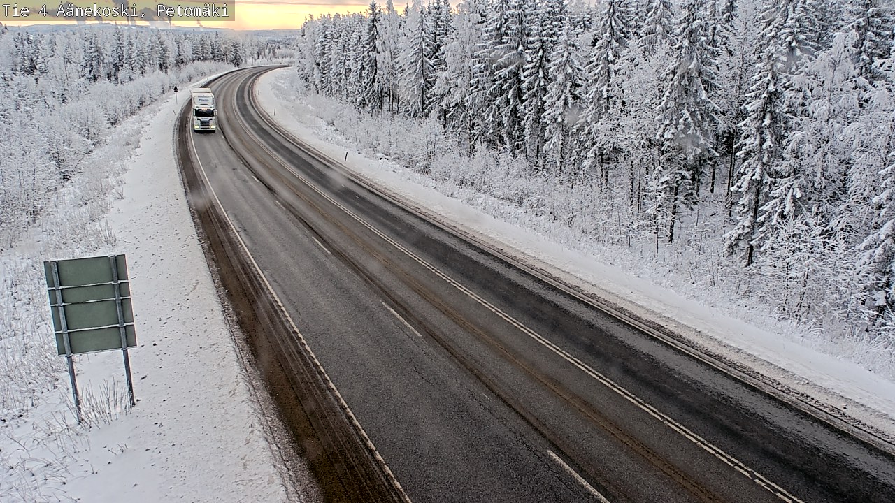 Kelikamerat Kuva Tie 4 Äänekoski. Petomäki, Äänekoski, Keski-Suomi