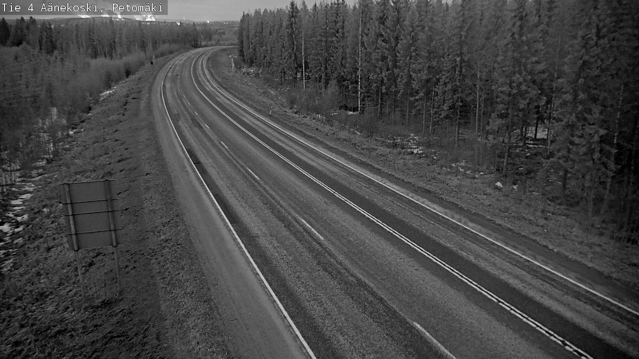 Weather Camera Image Road 4 Äänekoski. PetomäkiPetomäki, Äänekoski, Keski-Suomi