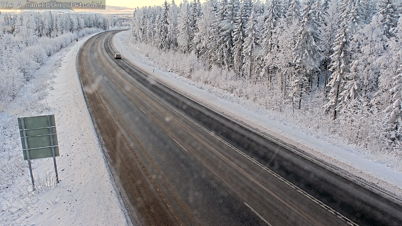 Weather Camera Image Road 4 Äänekoski. PetomäkiPetomäki, Äänekoski, Keski-Suomi