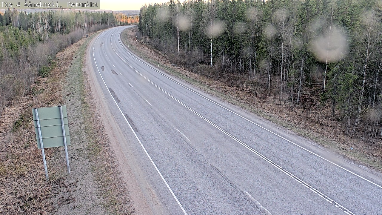 Weather Camera Image Väg 4 Äänekoski. PetomäkiPetomäki, Äänekoski, Keski-Suomi