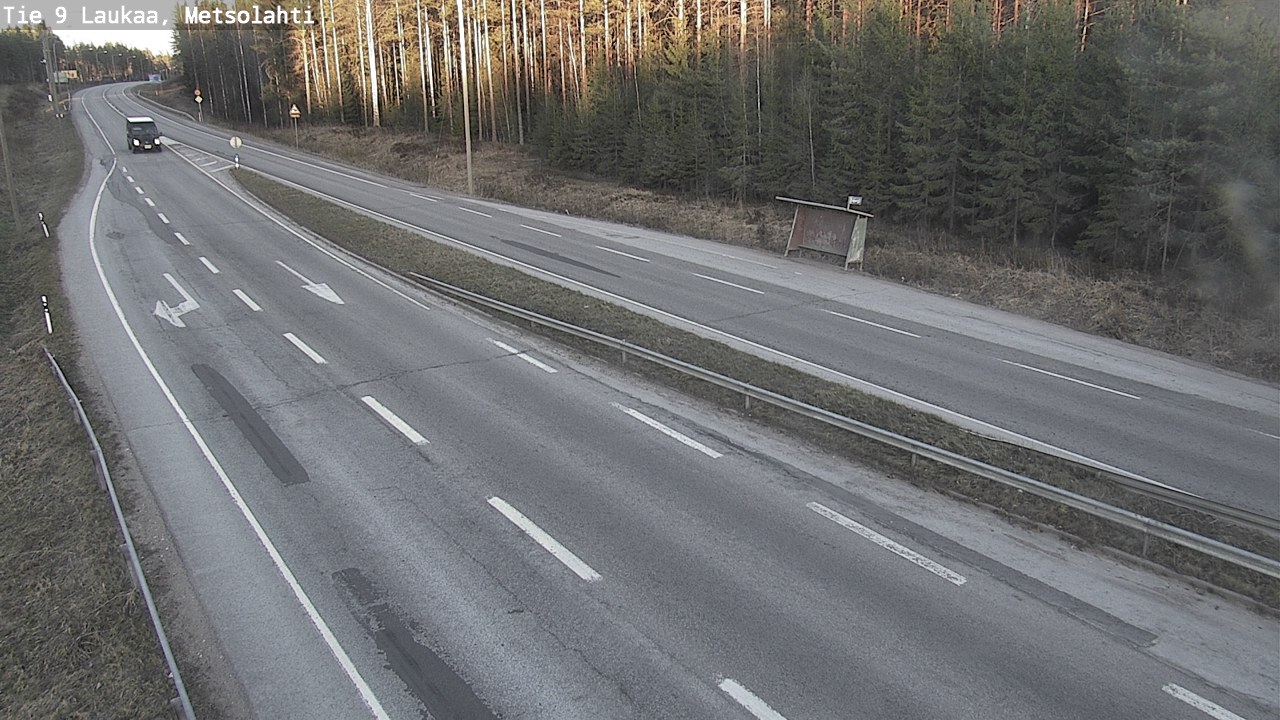Weather Camera Image Väg 9 Laukaa, Metsolahti, Laukaa, Keski-Suomi