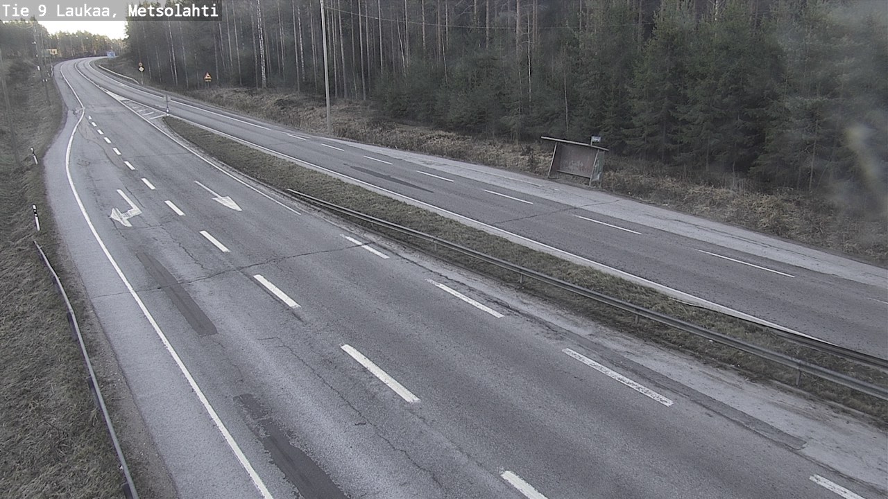 Weather Camera Image Väg 9 Laukaa, Metsolahti, Laukaa, Keski-Suomi