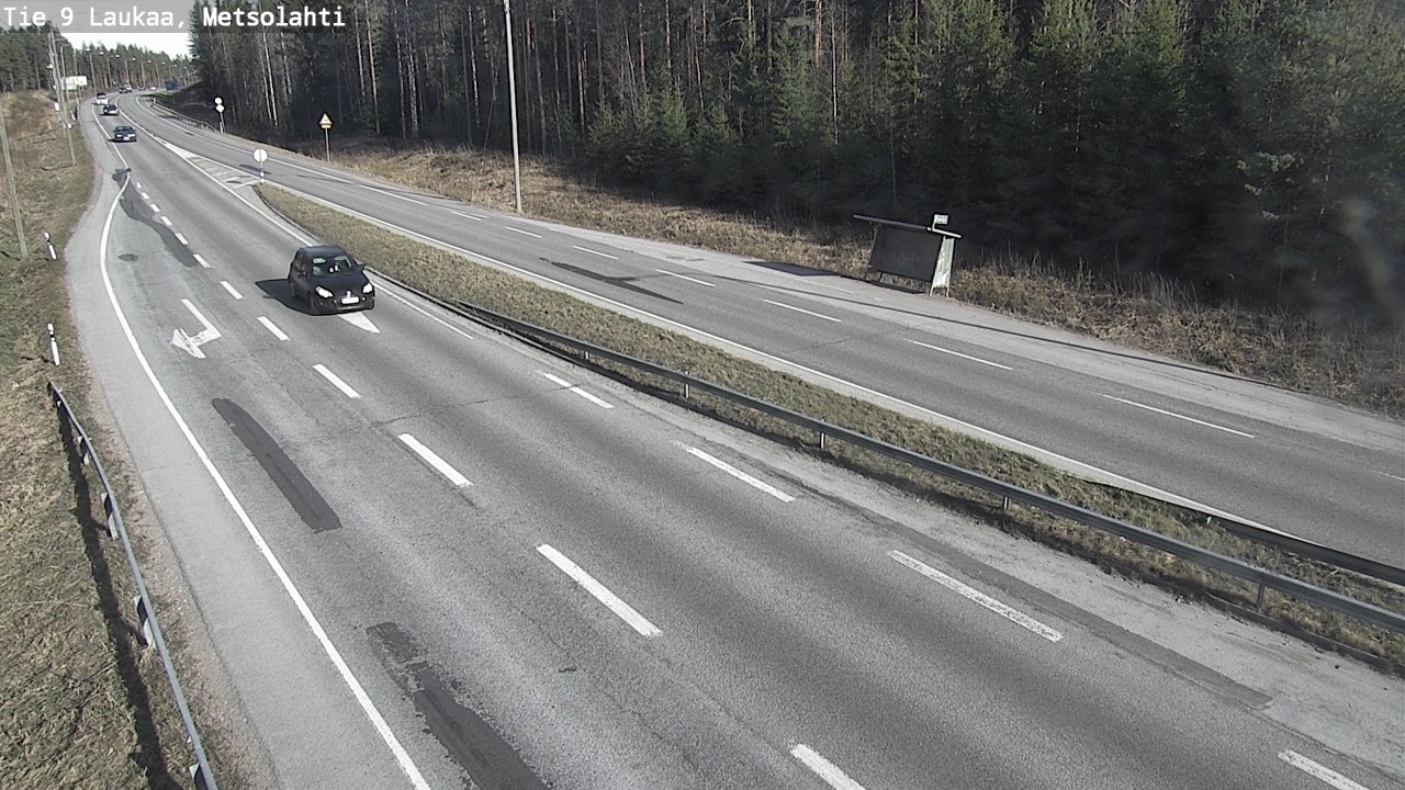 Weather Camera Image Väg 9 Laukaa, Metsolahti, Laukaa, Keski-Suomi