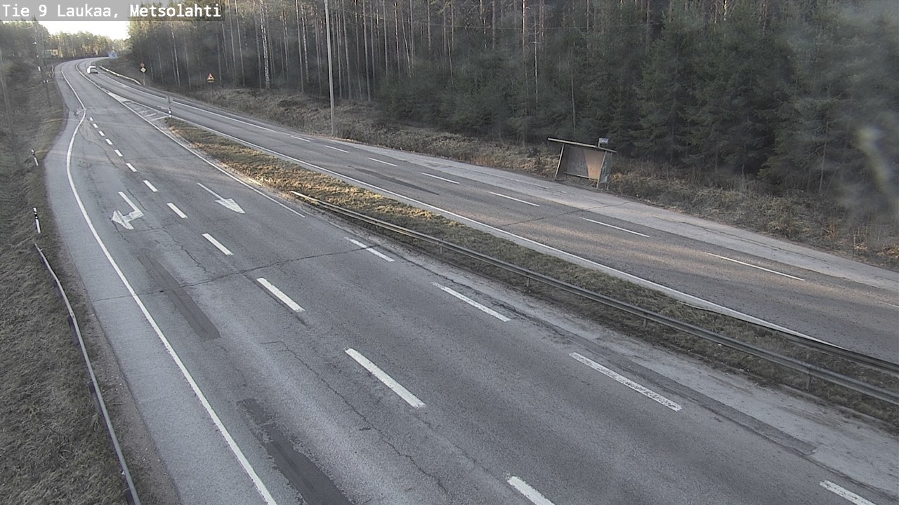 Weather Camera Image Väg 9 Laukaa, Metsolahti, Laukaa, Keski-Suomi