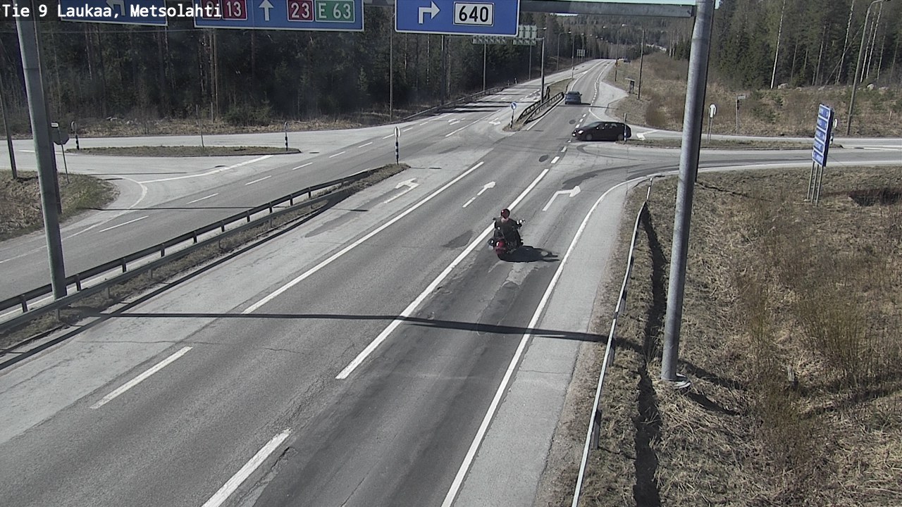 Kelikamerat Kuva Tie 9 Laukaa, Metsolahti, Laukaa, Keski-Suomi