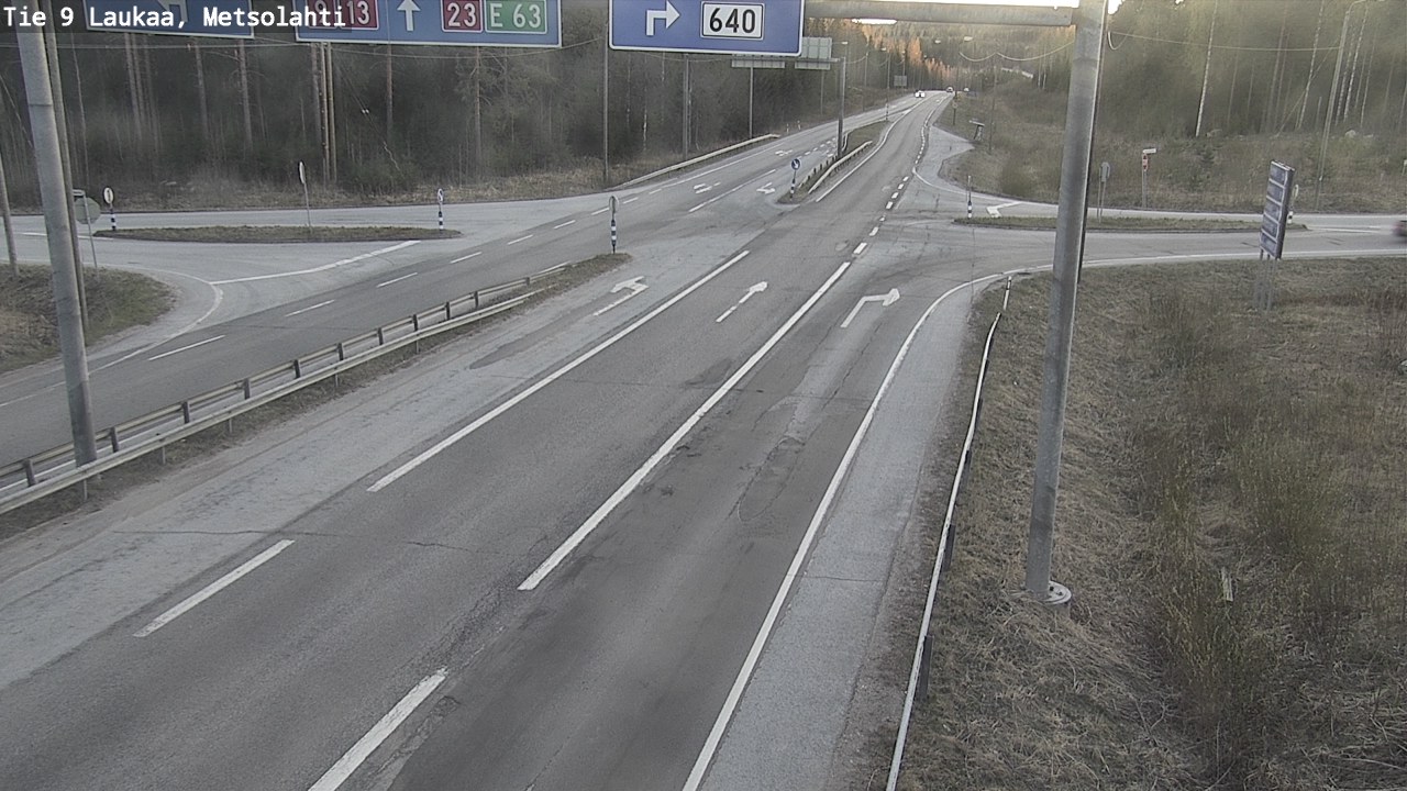 Kelikamerat Kuva Tie 9 Laukaa, Metsolahti, Laukaa, Keski-Suomi