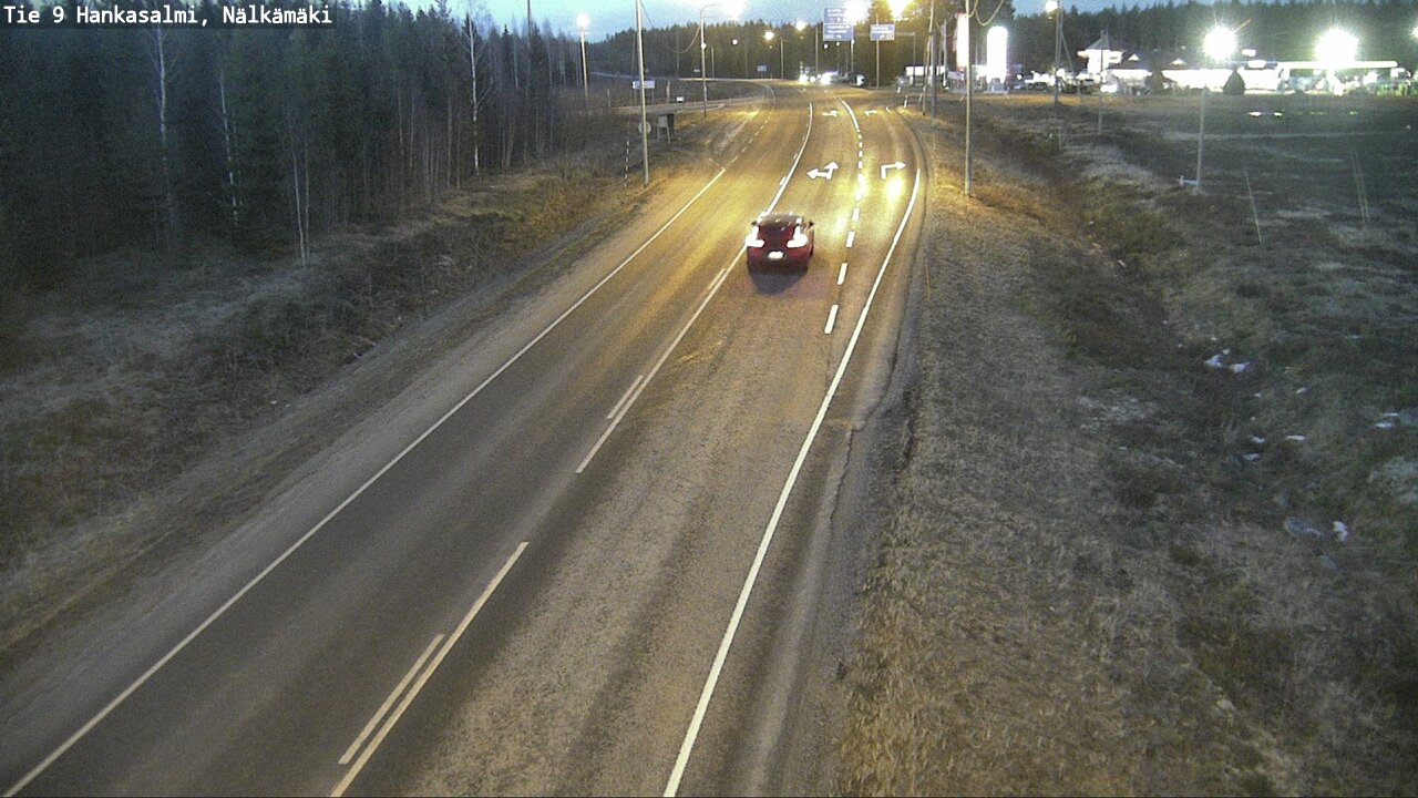 Weather Camera Image Väg 9 Hankasalmi, Nälkämäki, Hankasalmi, Keski-Suomi