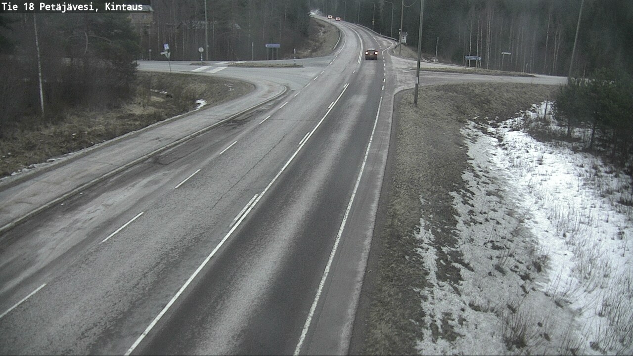 Weather Camera Image Väg 18 Petäjävesi, Kintaus, Petäjävesi, Keski-Suomi
