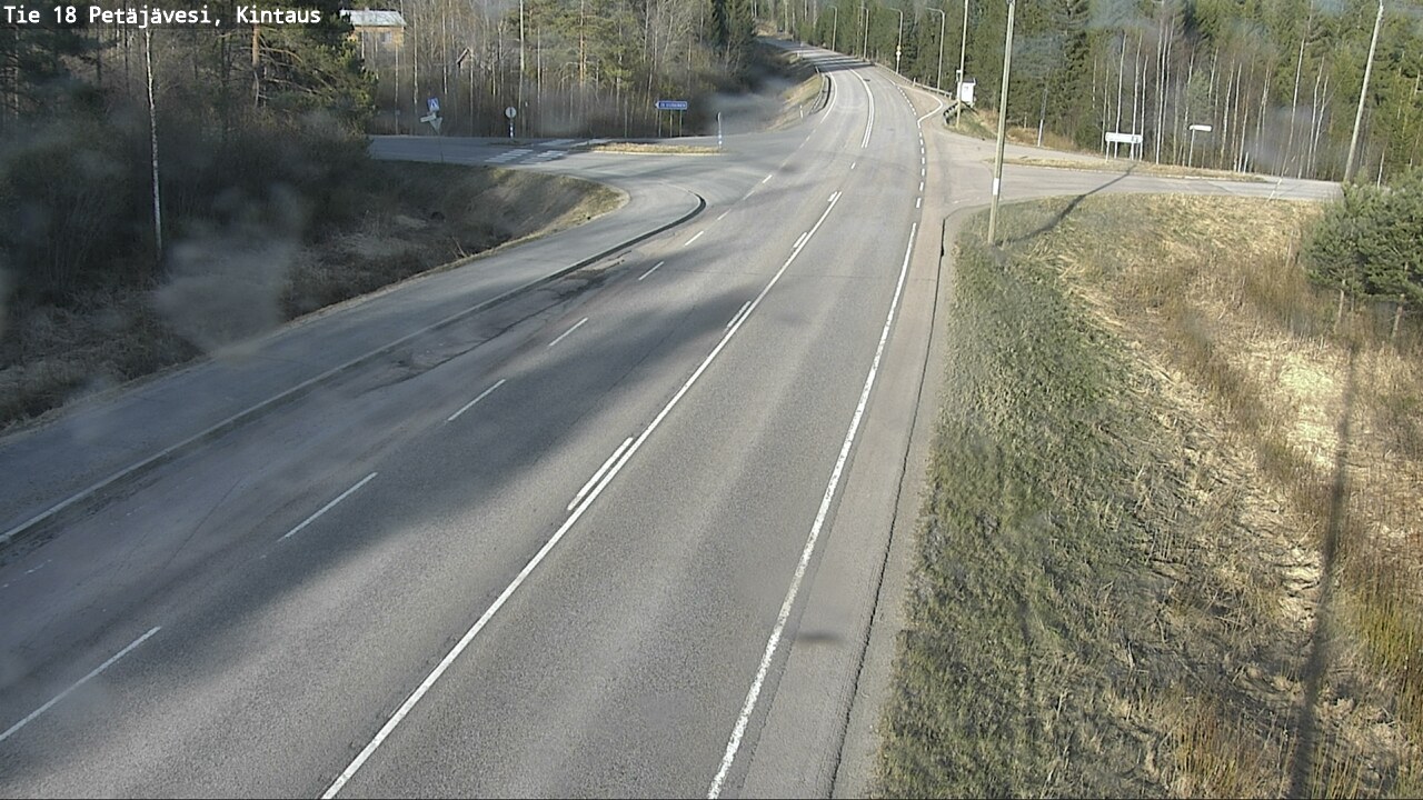 Weather Camera Image Väg 18 Petäjävesi, Kintaus, Petäjävesi, Keski-Suomi