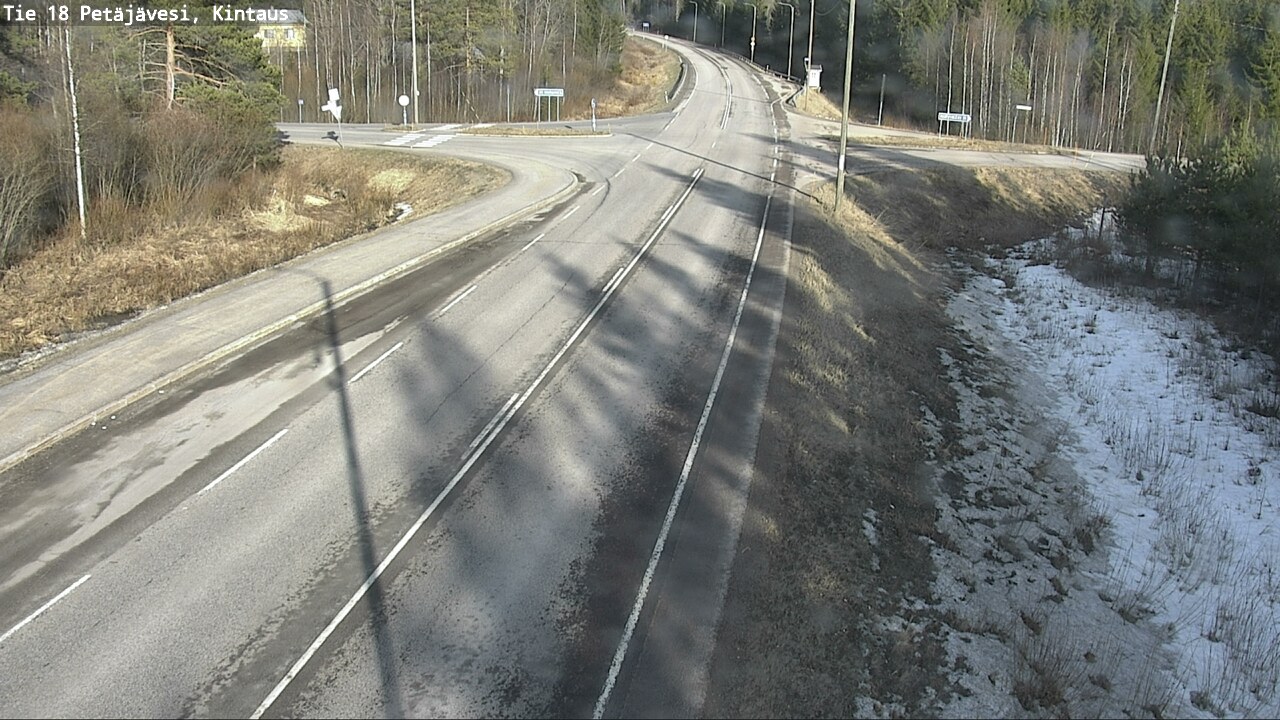 Weather Camera Image Väg 18 Petäjävesi, Kintaus, Petäjävesi, Keski-Suomi