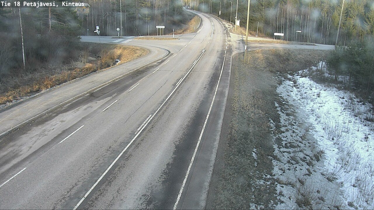 Weather Camera Image Väg 18 Petäjävesi, Kintaus, Petäjävesi, Keski-Suomi