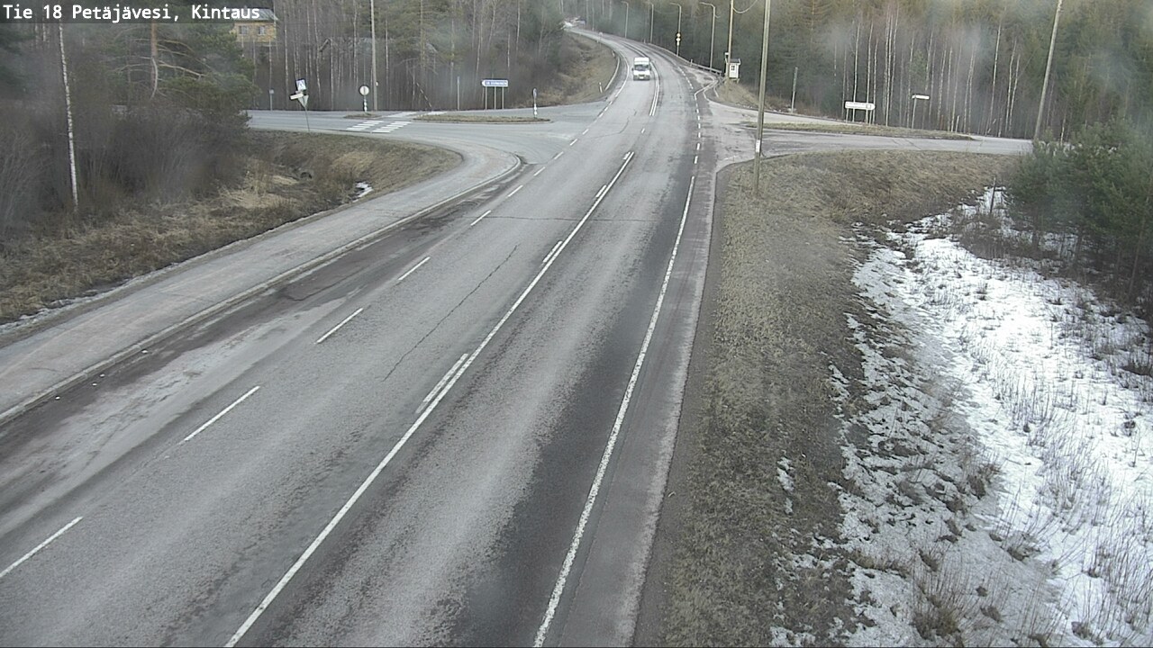 Weather Camera Image Väg 18 Petäjävesi, Kintaus, Petäjävesi, Keski-Suomi
