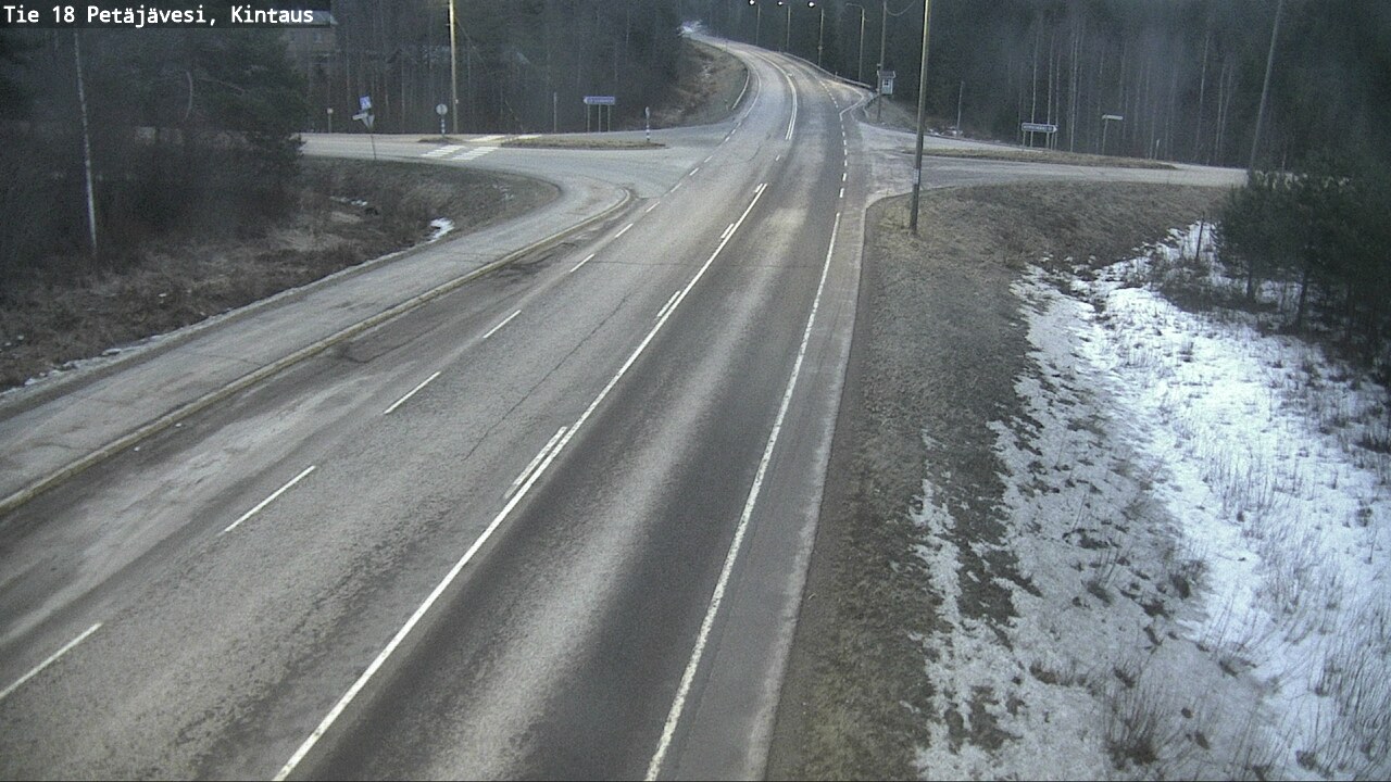 Weather Camera Image Väg 18 Petäjävesi, Kintaus, Petäjävesi, Keski-Suomi