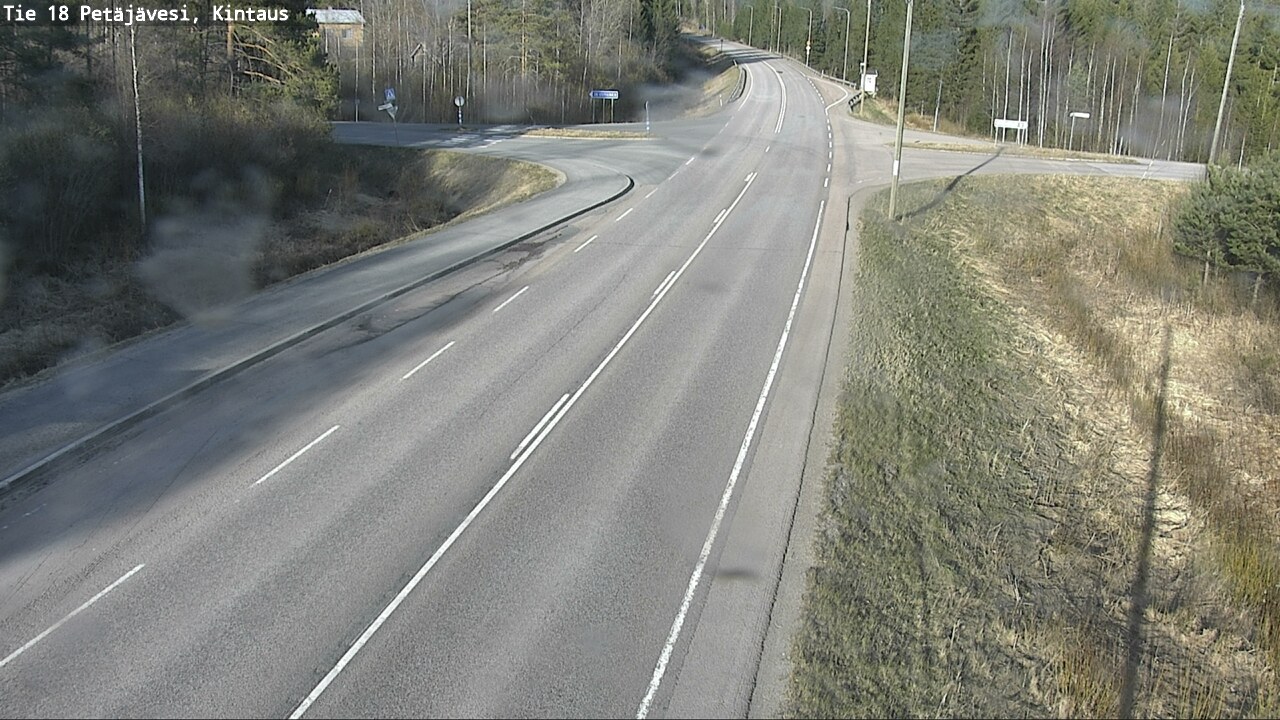 Weather Camera Image Väg 18 Petäjävesi, Kintaus, Petäjävesi, Keski-Suomi