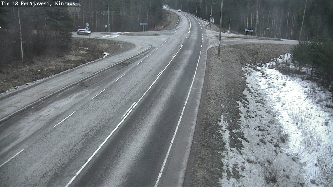 Weather Camera Image Väg 18 Petäjävesi, Kintaus, Petäjävesi, Keski-Suomi